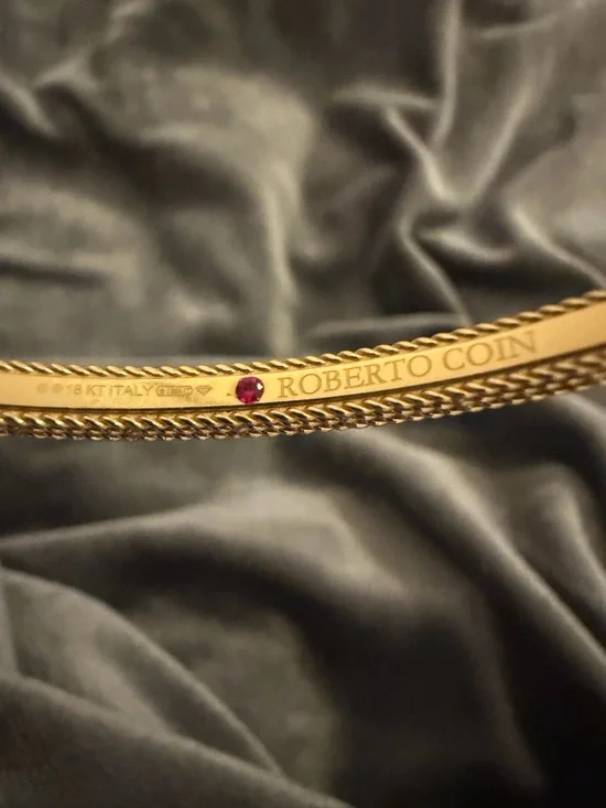 Roberto Coin 18k yellow gold PRINCESS DIAMOND SATIN BANGLE - Picture 8 of 8